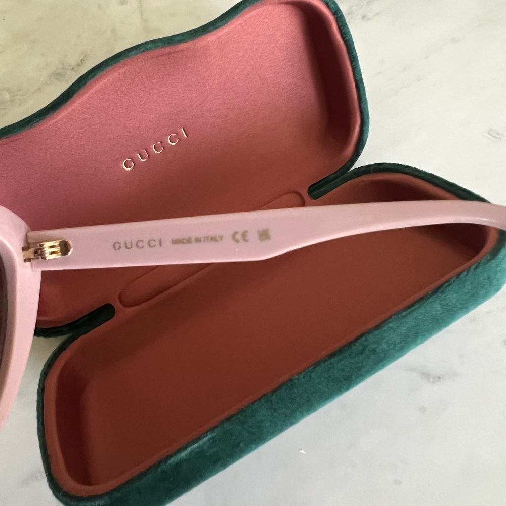 Pink Gucci Sunglasses - Picture 4 of 5